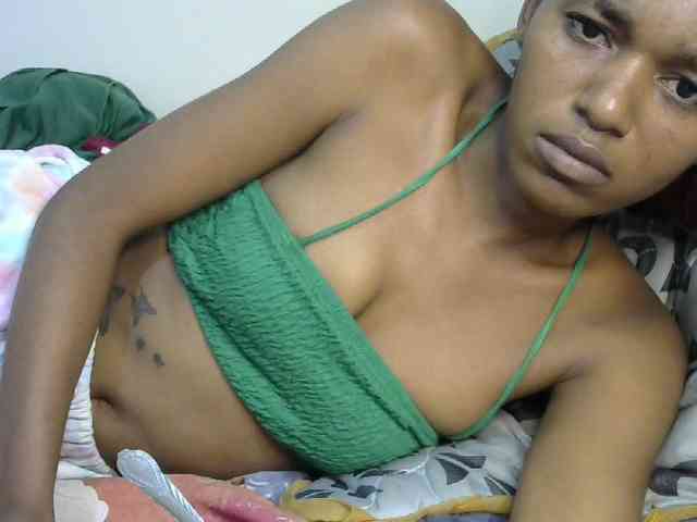 Truegirl2 webcam