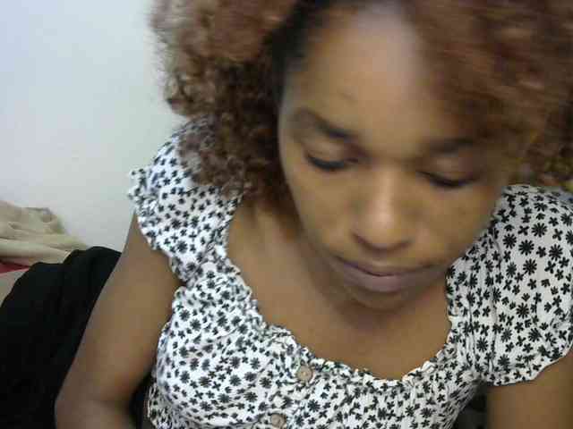 Truegirl2 webcam