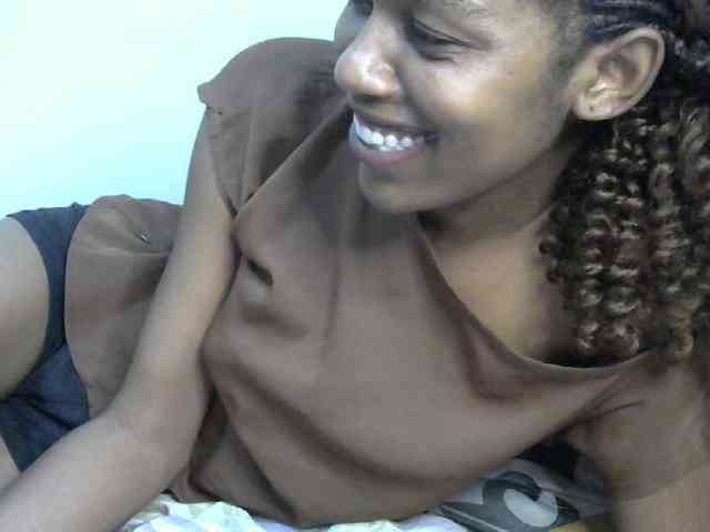 Truegirl2 webcam