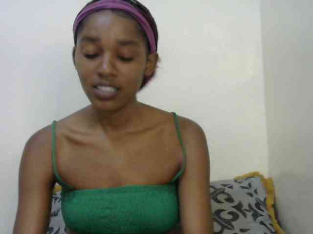 Truegirl2 webcam