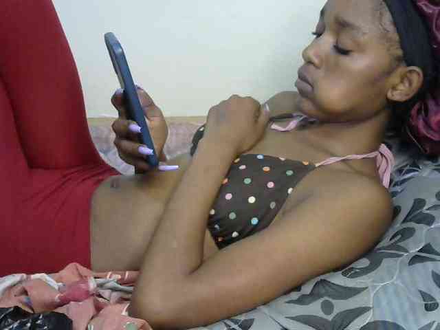 Truegirl2 webcam