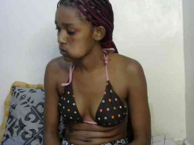 Truegirl2 webcam