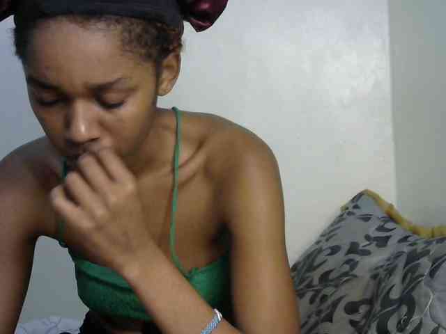 Truegirl2 webcam