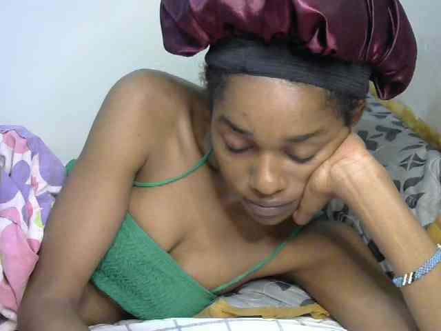 Truegirl2 webcam