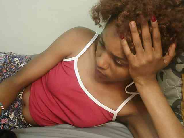 Truegirl2 webcam