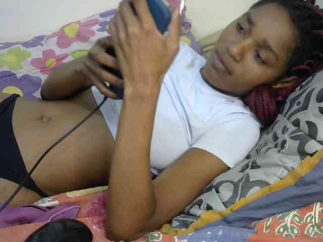 Truegirl2 webcam