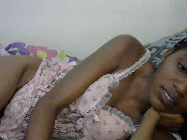 Truegirl2 webcam