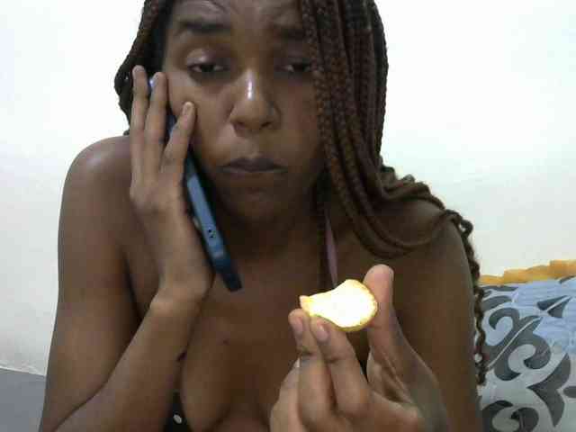 Truegirl2 webcam