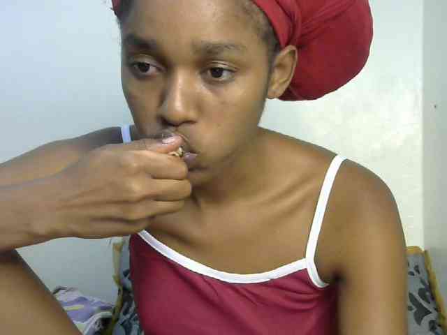 Truegirl2 webcam