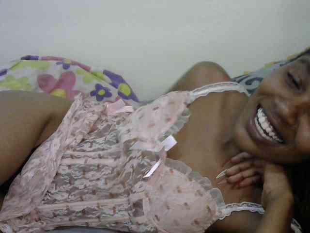 Truegirl2 webcam
