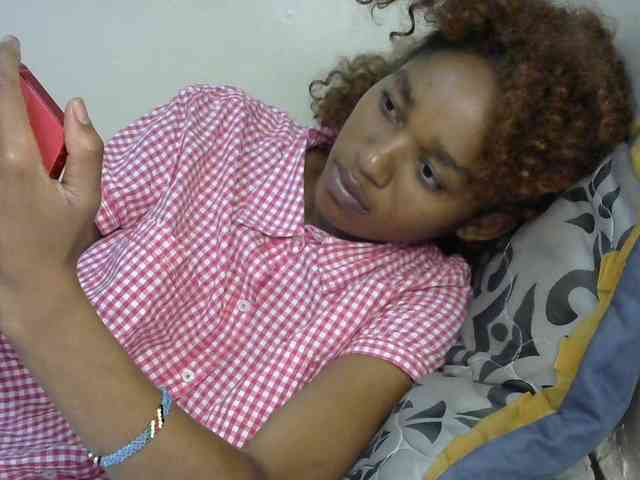 Truegirl2 webcam