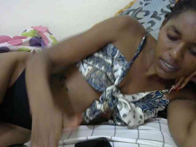 Truegirl2 webcam
