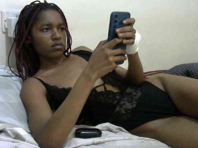 Truegirl2 webcam