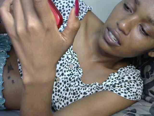 Truegirl2 webcam