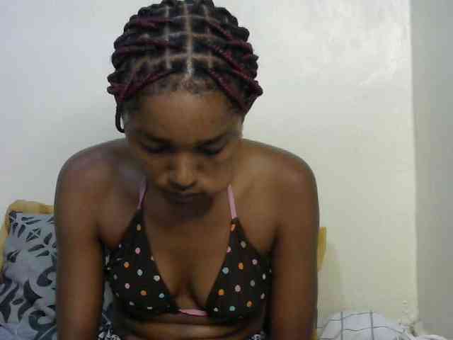 Truegirl2 webcam