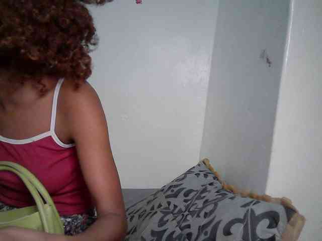 Truegirl2 webcam