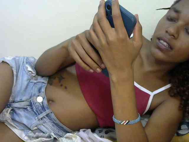 Truegirl2 webcam