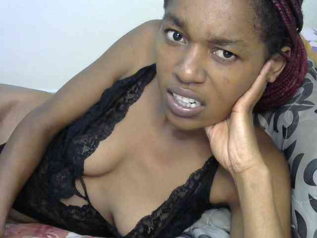 Truegirl2 webcam