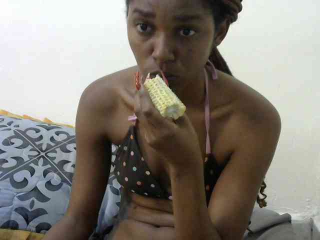 Truegirl2 webcam