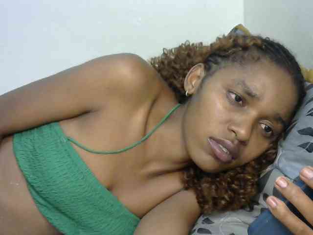 Truegirl2 webcam