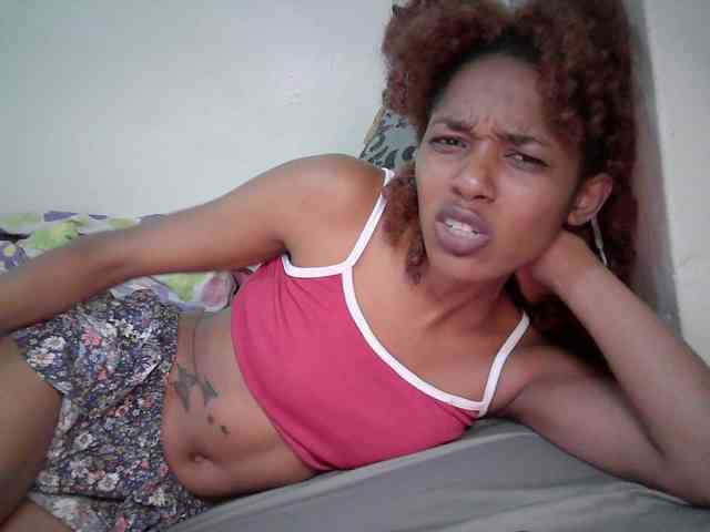 Truegirl2 webcam