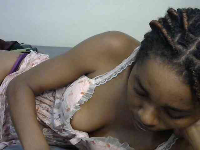 Truegirl2 webcam