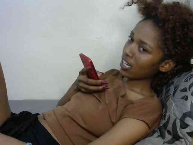Truegirl2 webcam