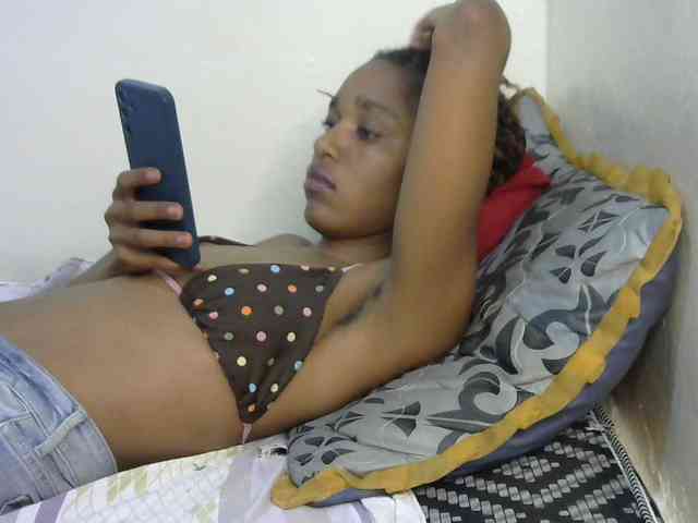 Truegirl2 webcam