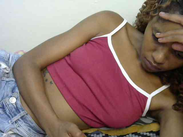 Truegirl2 webcam
