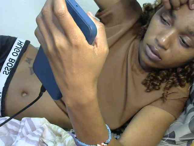 Truegirl2 webcam
