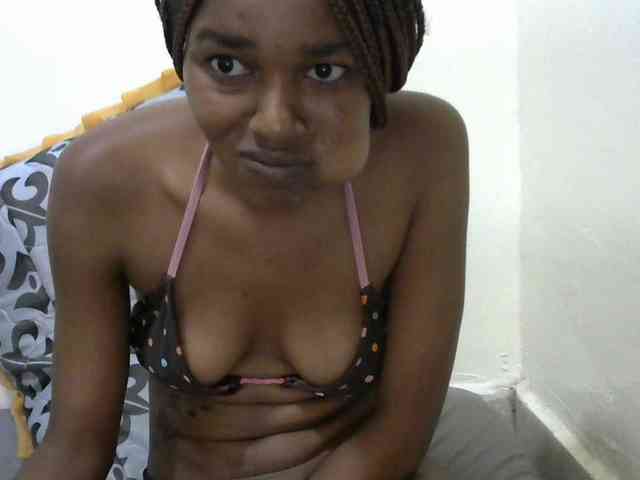 Truegirl2 webcam