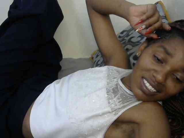 Truegirl2 webcam
