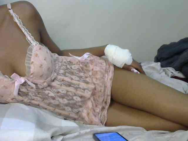 Truegirl2 webcam