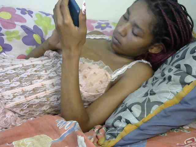 Truegirl2 webcam