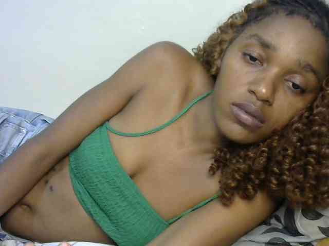 Truegirl2 webcam