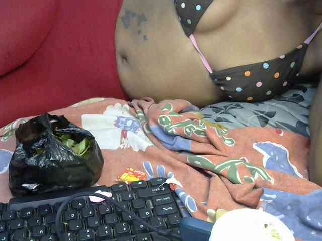 Truegirl2 webcam