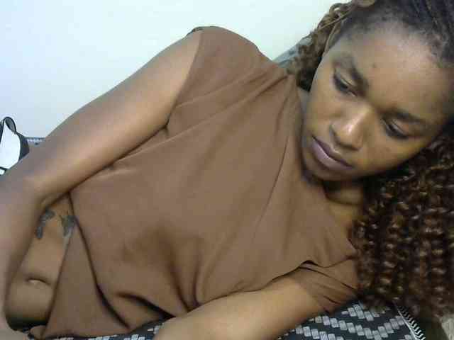 Truegirl2 webcam