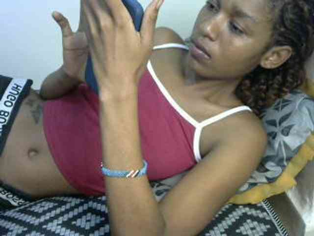 Truegirl2 webcam