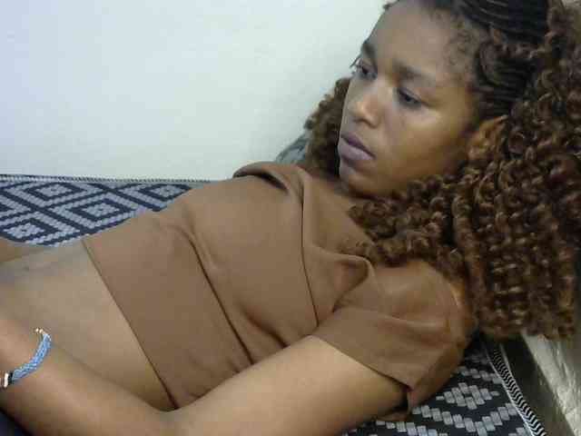 Truegirl2 webcam