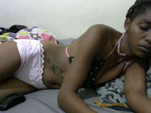 Truegirl2 webcam