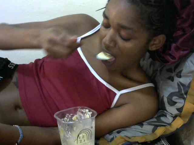 Truegirl2 webcam