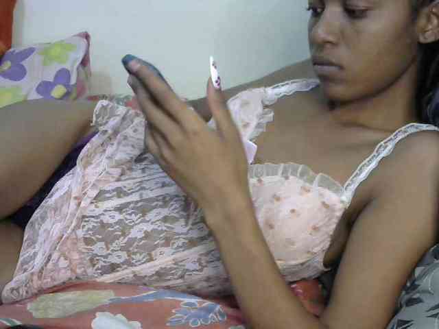 Truegirl2 webcam