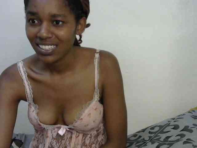 Truegirl2 webcam