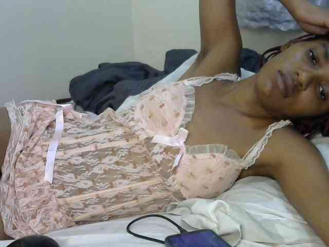 Truegirl2 webcam