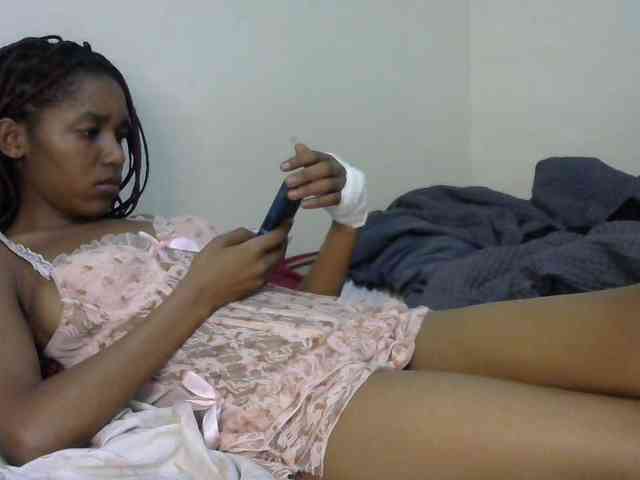 Truegirl2 webcam