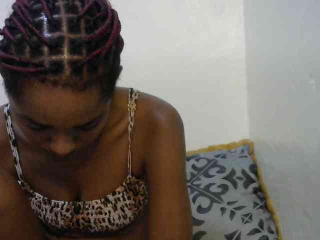 Truegirl2 webcam