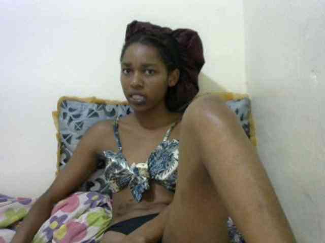 Model: Truegirl2