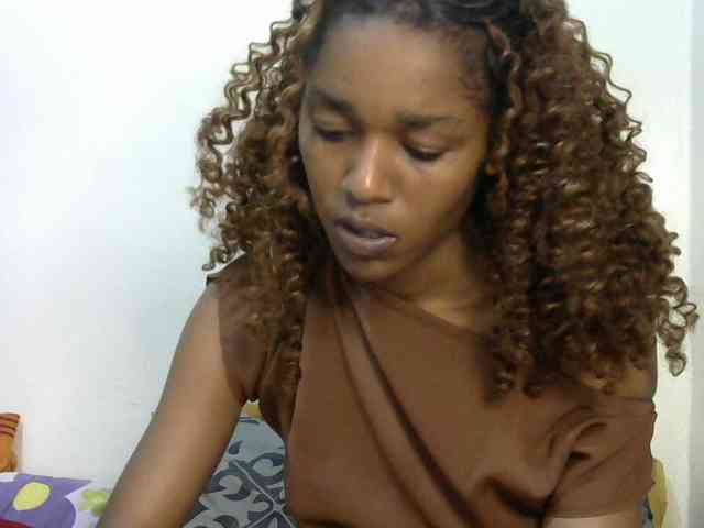 Truegirl2 webcam