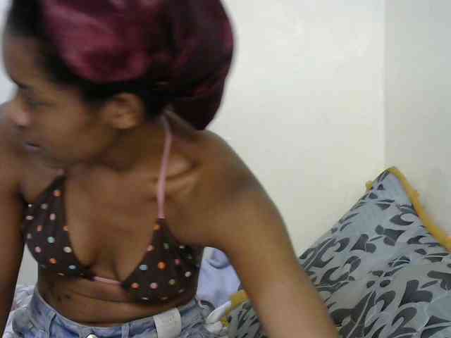 Truegirl2 webcam