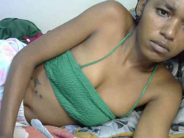 Truegirl2 webcam